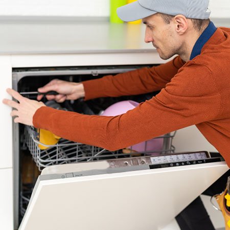 Pico Rivera-Appliance-Repair-Men-image_08